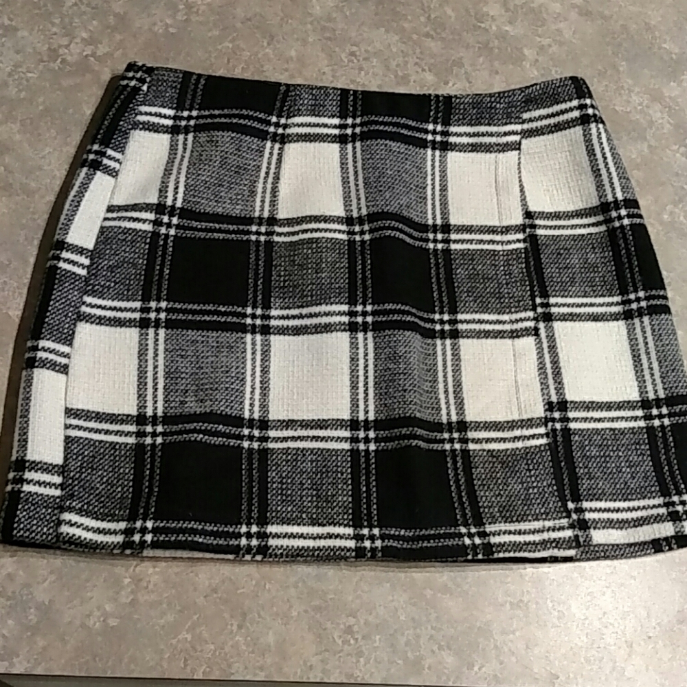 Black and White Wrap-Front Plaid Skirt